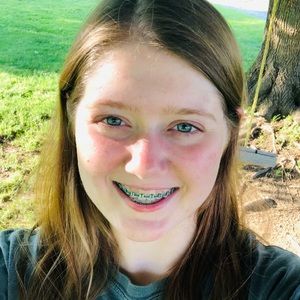 Meet your Posher, Eva